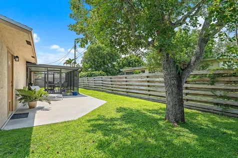 9090 Palladium Place Lake Worth FL 33467