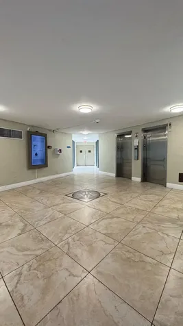 4222 Inverrary Boulevard Lauderhill FL 33319