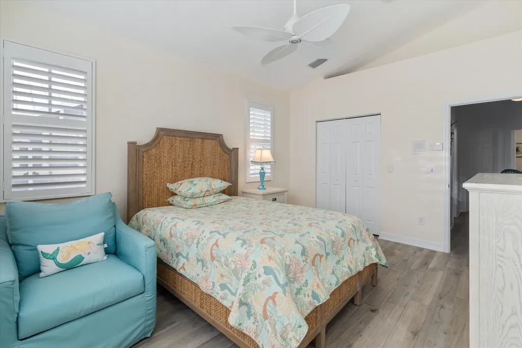 295 NE 5th Avenue Delray Beach FL 33483