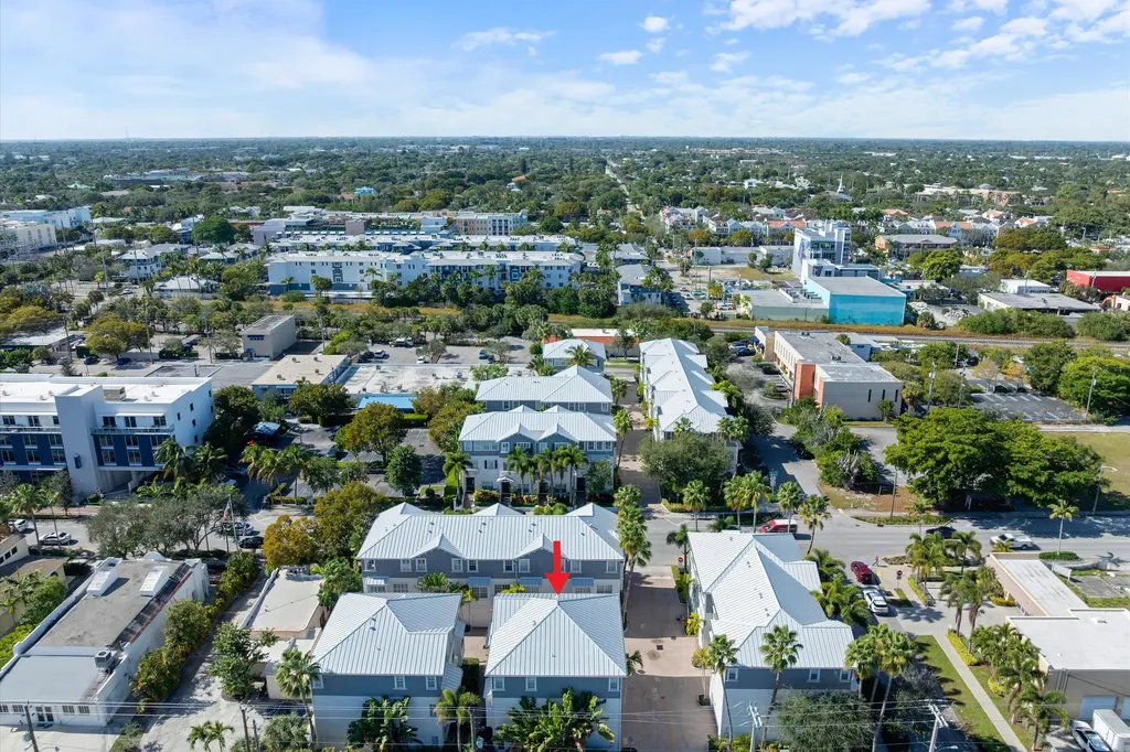 295 NE 5th Avenue Delray Beach FL 33483