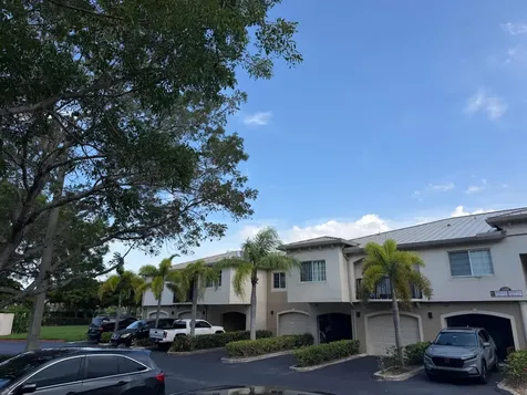 1500 S Crestwood Court S Royal Palm Beach FL 33411