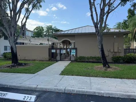 1500 S Crestwood Court S Royal Palm Beach FL 33411
