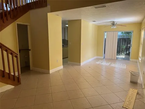 4350 SW 72nd Terrace SW Davie FL 33314