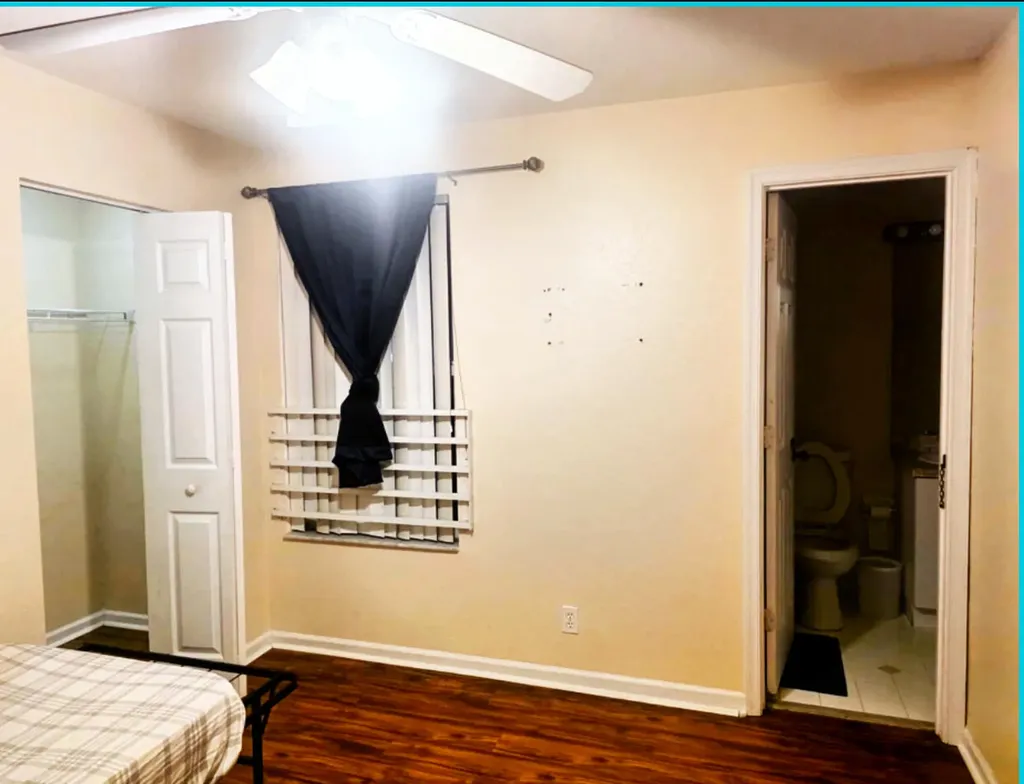 5449 NW 90th Avenue Sunrise FL 33351