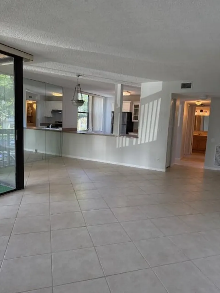 500 Egret Circle Delray Beach FL 33444