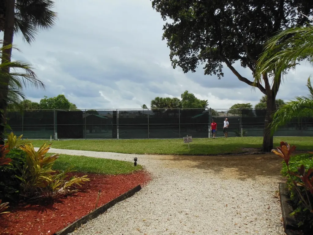 500 Egret Circle Delray Beach FL 33444