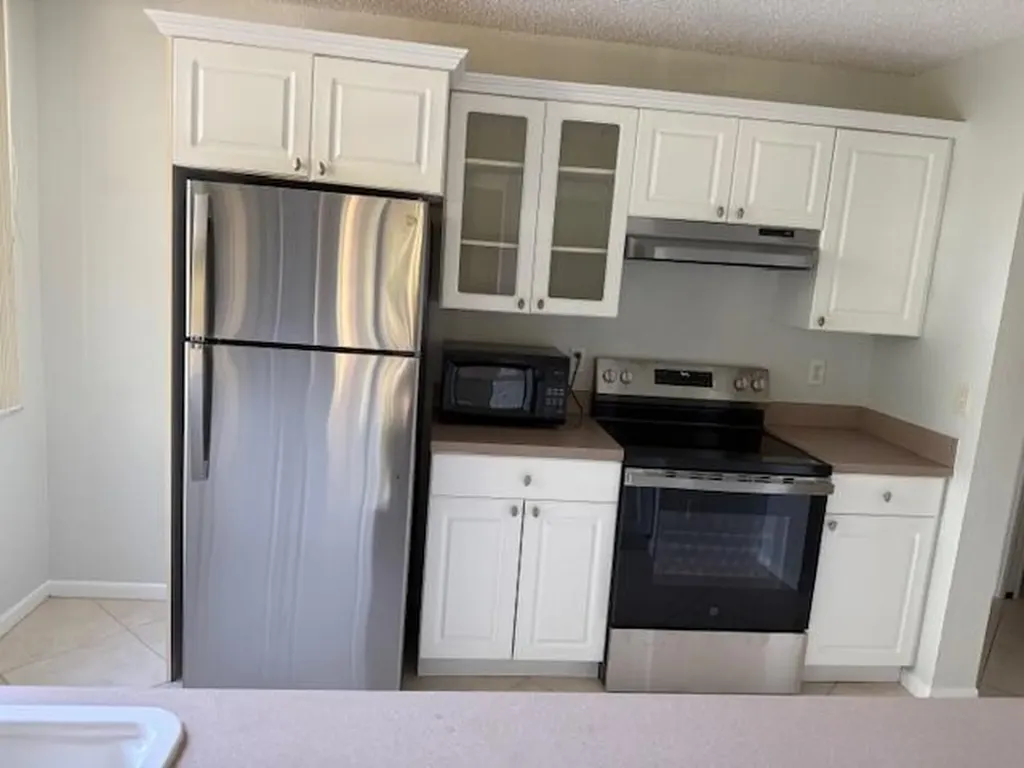 500 Egret Circle Delray Beach FL 33444