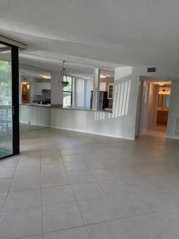 500 Egret Circle Delray Beach FL 33444