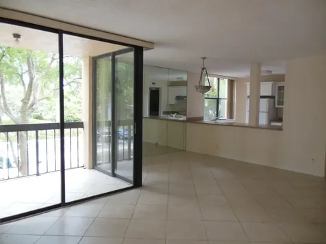 500 Egret Circle Delray Beach FL 33444