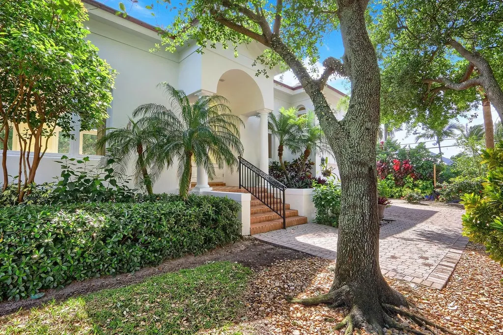 1426 N Ocean Boulevard Palm Beach FL 33480