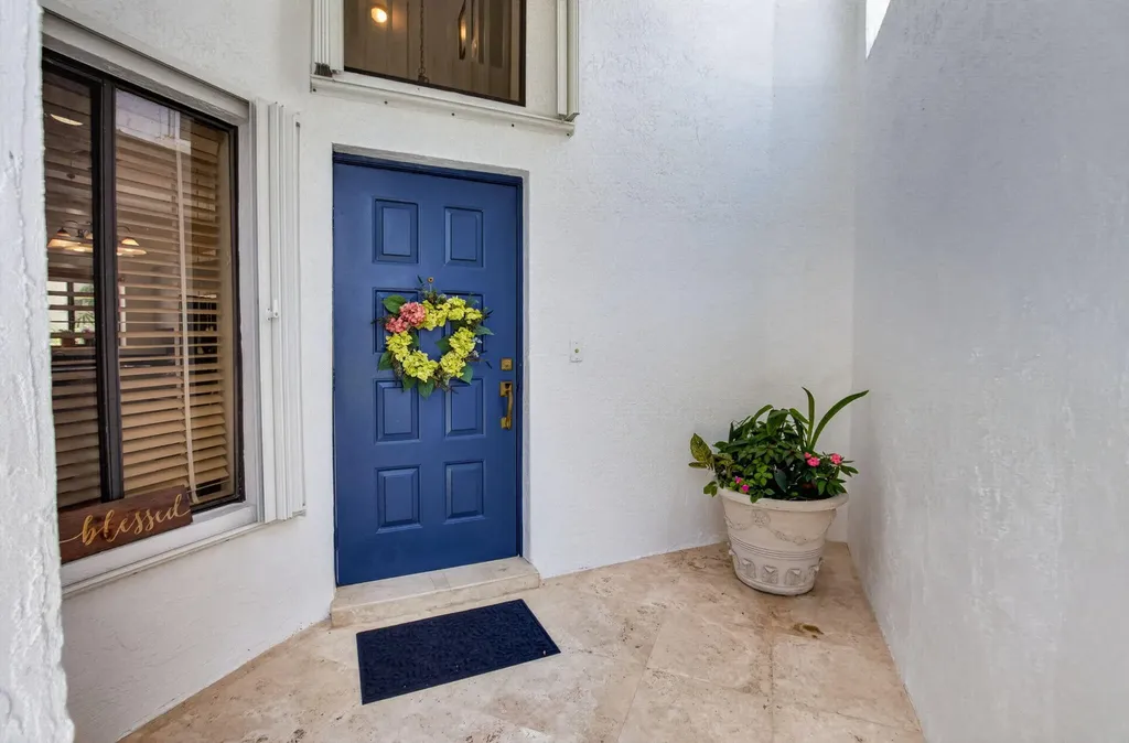 21692 Cromwell Circle Boca Raton FL 33486
