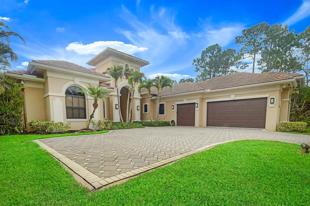 18337 SE Old Trail Drive W Jupiter FL 33478