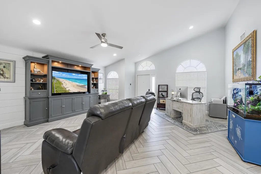 1875 Oak Berry Circle Wellington FL 33414