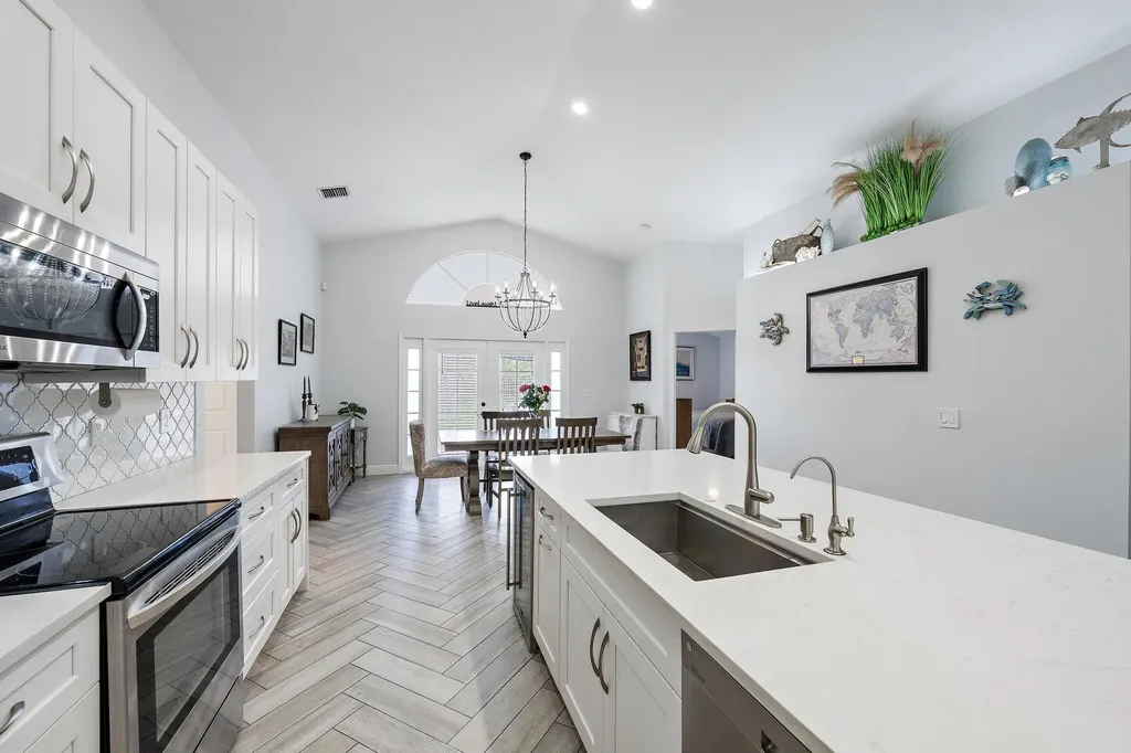 1875 Oak Berry Circle Wellington FL 33414
