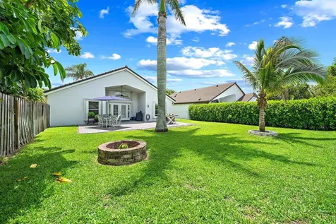 1875 Oak Berry Circle Wellington FL 33414