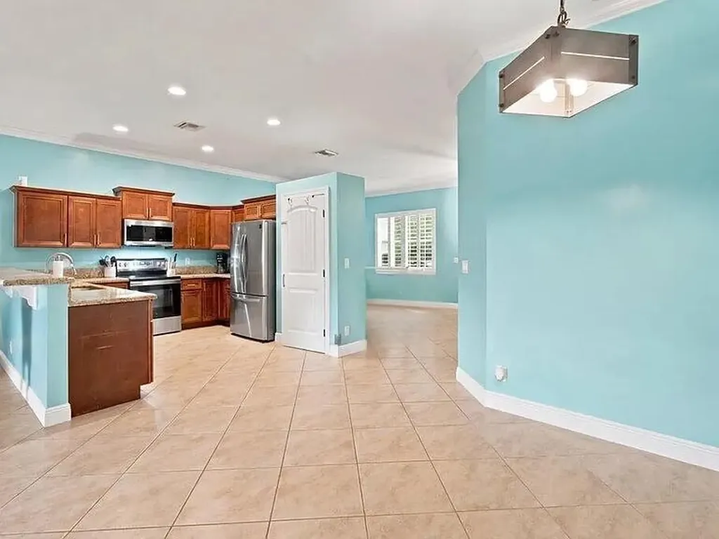 18310 42nd Road N The Acreage FL 33470