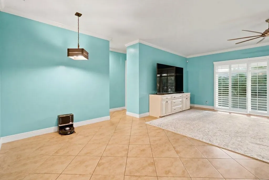 18310 42nd Road N The Acreage FL 33470