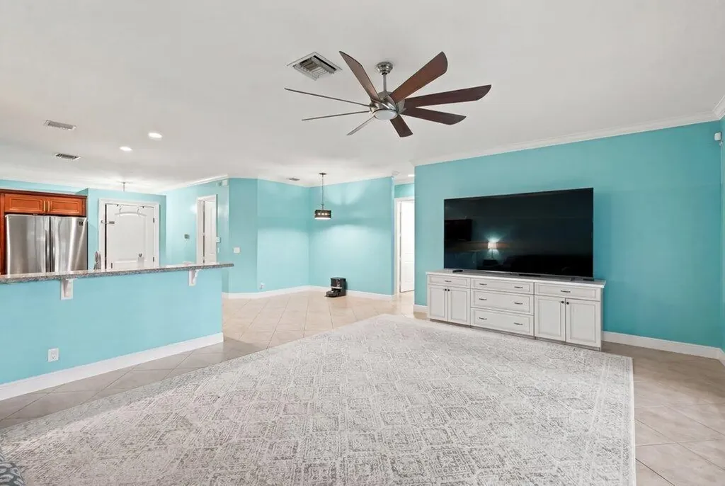 18310 42nd Road N The Acreage FL 33470