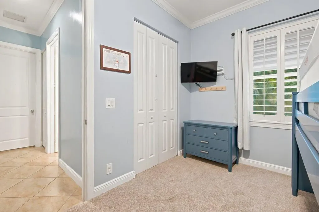 18310 42nd Road N The Acreage FL 33470