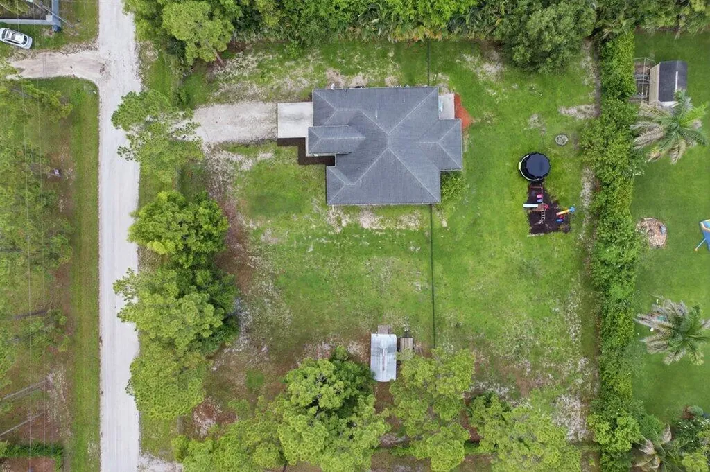 18310 42nd Road N The Acreage FL 33470