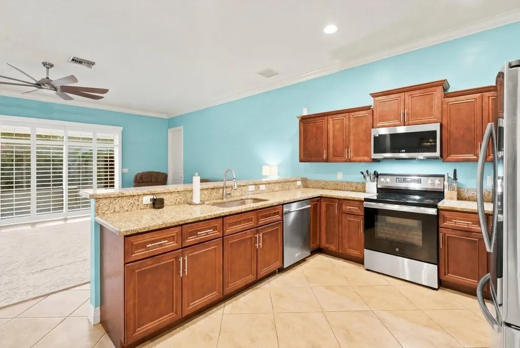 18310 42nd Road N The Acreage FL 33470
