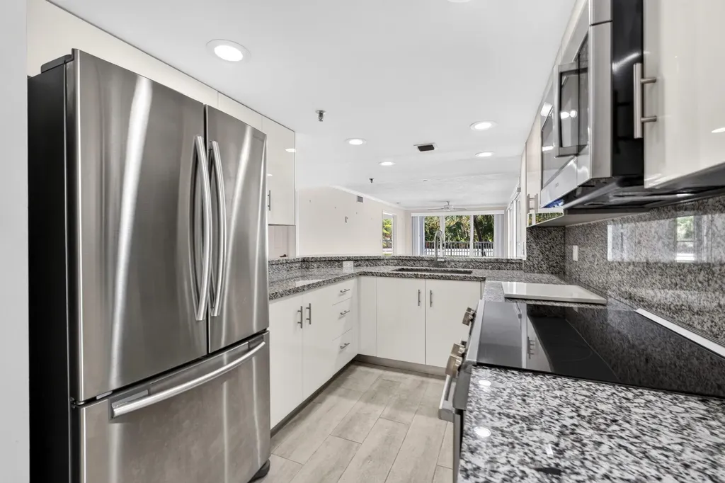 3901 S Flagler Drive West Palm Beach FL 33405