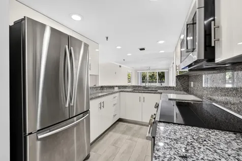 3901 S Flagler Drive West Palm Beach FL 33405