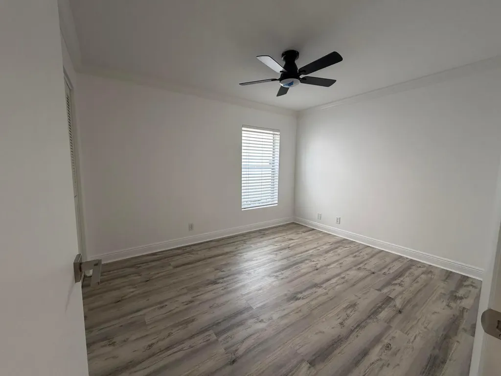 7657 Sanctuary Drive Coral Springs FL 33065