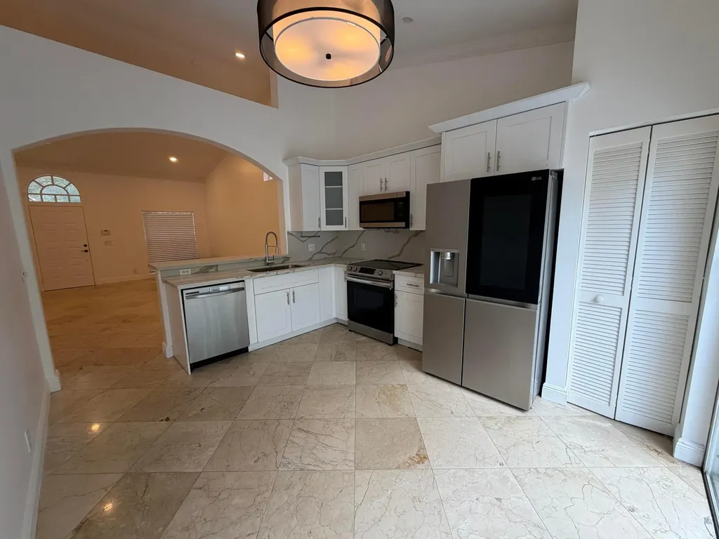 7657 Sanctuary Drive Coral Springs FL 33065