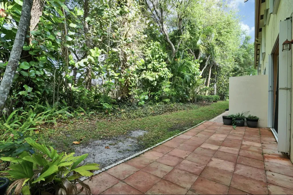 16097 Poppyseed Circle Delray Beach FL 33484