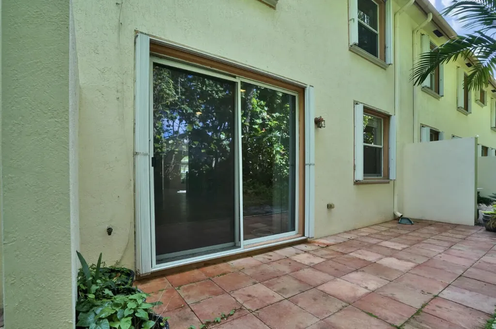 16097 Poppyseed Circle Delray Beach FL 33484