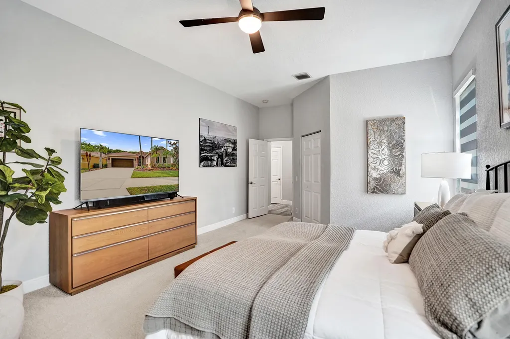 706 Tulip Circle Weston FL 33327