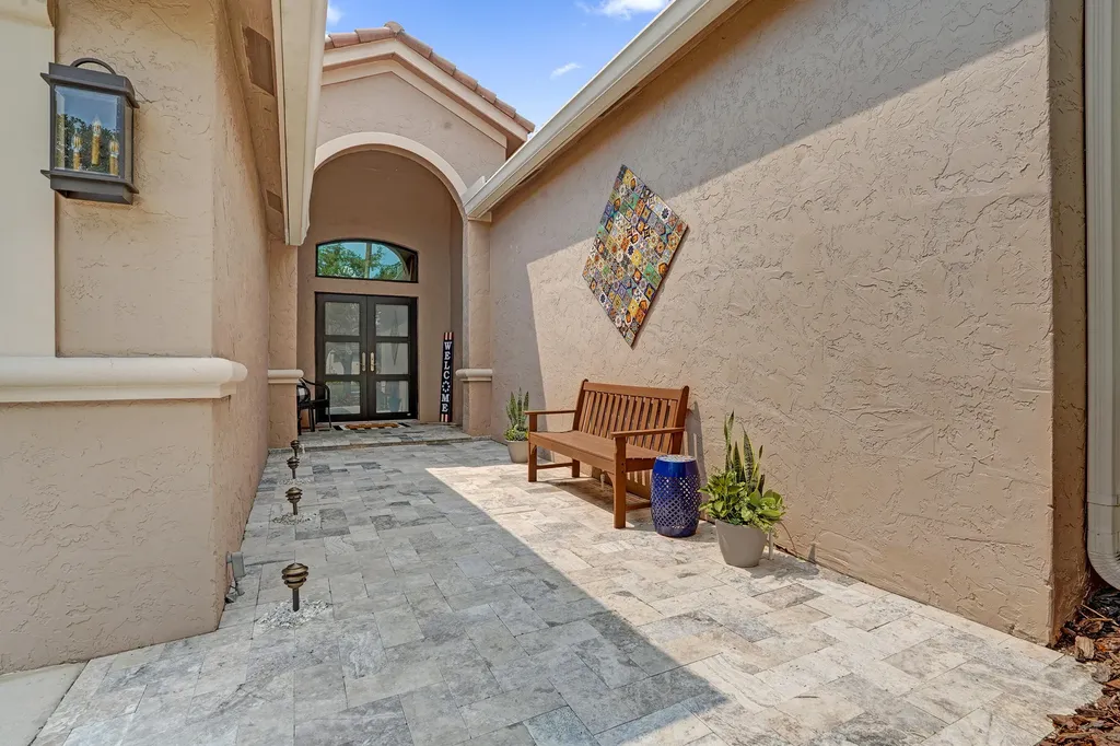 706 Tulip Circle Weston FL 33327