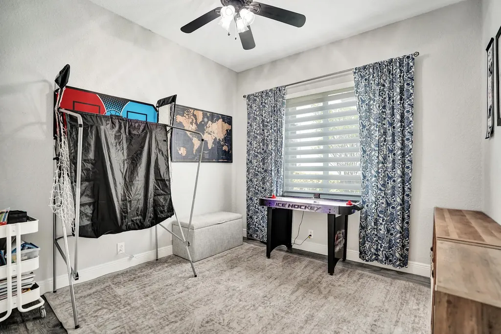 706 Tulip Circle Weston FL 33327