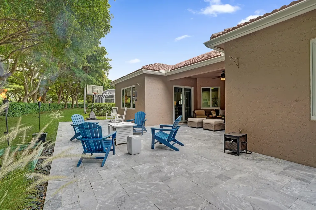 706 Tulip Circle Weston FL 33327
