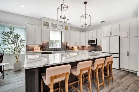 706 Tulip Circle Weston FL 33327