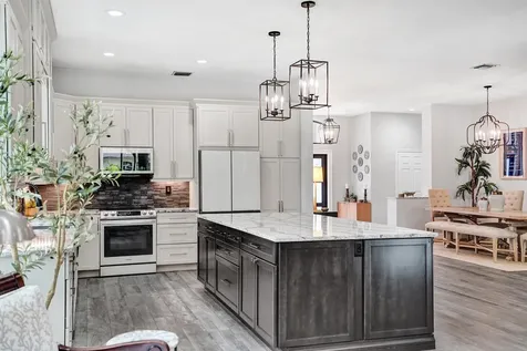 706 Tulip Circle Weston FL 33327