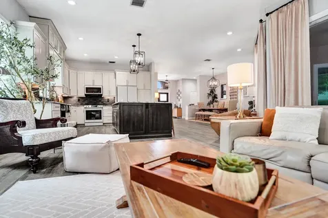 706 Tulip Circle Weston FL 33327