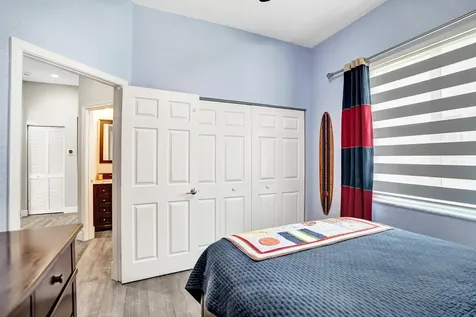706 Tulip Circle Weston FL 33327