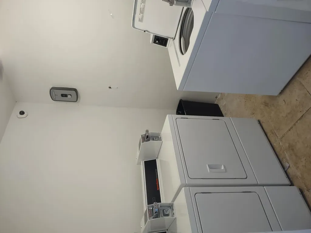 1444 Windsor Court Fort Lauderdale FL 33304