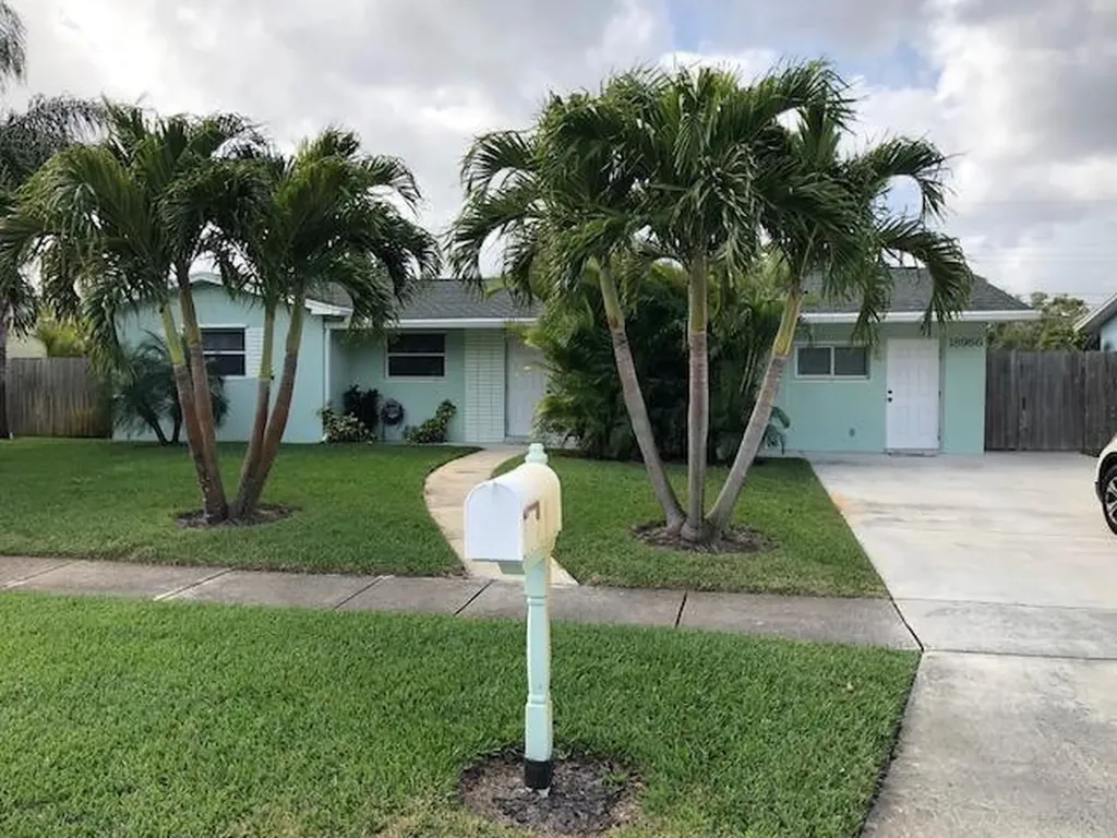 18966 SE Southgate Drive Jupiter FL 33469
