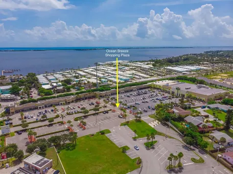 2546 NE Hickory Avenue Jensen Beach FL 34957