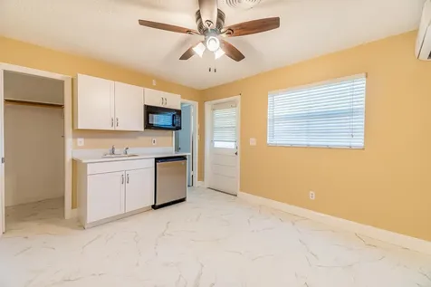 2546 NE Hickory Avenue Jensen Beach FL 34957