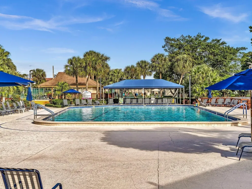 10143 Mangrove Drive Boynton Beach FL 33437