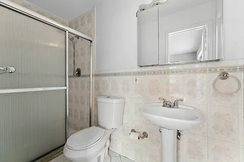 5543 SW 7th Street Margate FL 33068