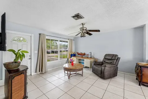 5543 SW 7th Street Margate FL 33068