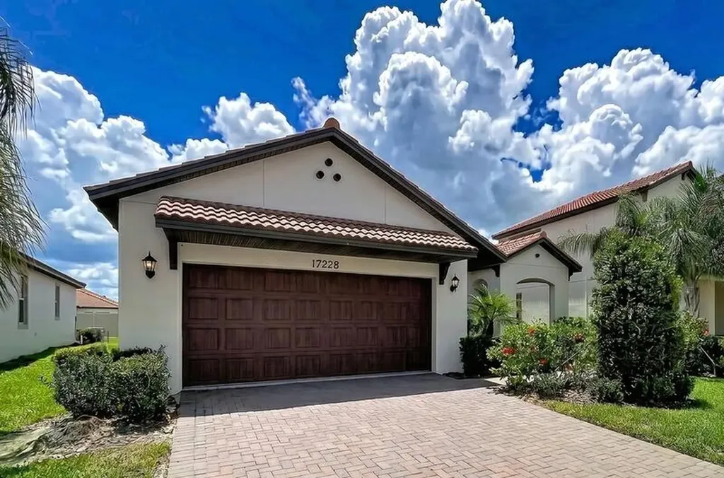 17228 Star Banks Street Wimauma FL 33598
