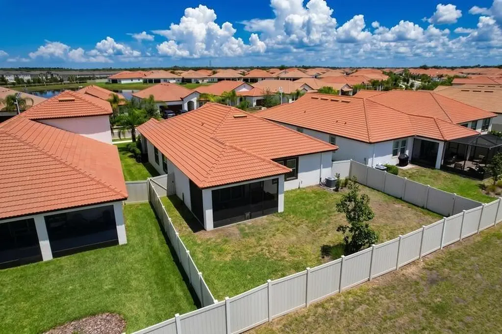 17228 Star Banks Street Wimauma FL 33598