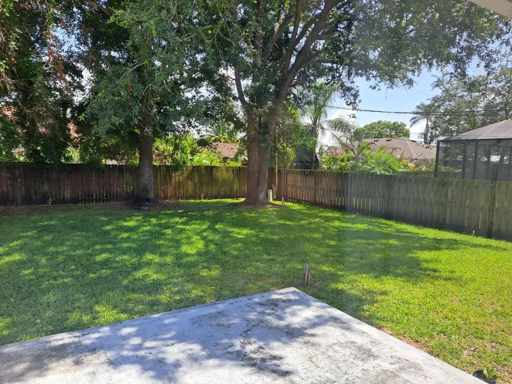 212 SW Ewing Avenue Port St Lucie FL 34983