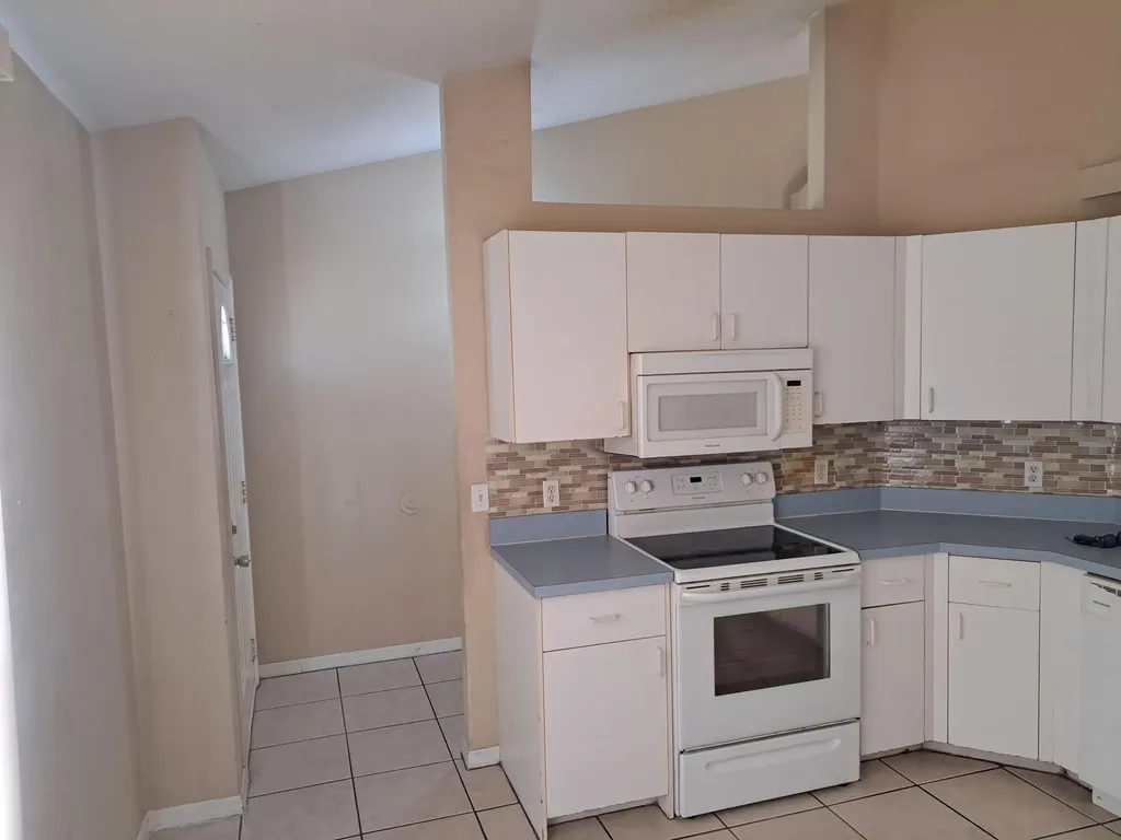 212 SW Ewing Avenue Port St Lucie FL 34983
